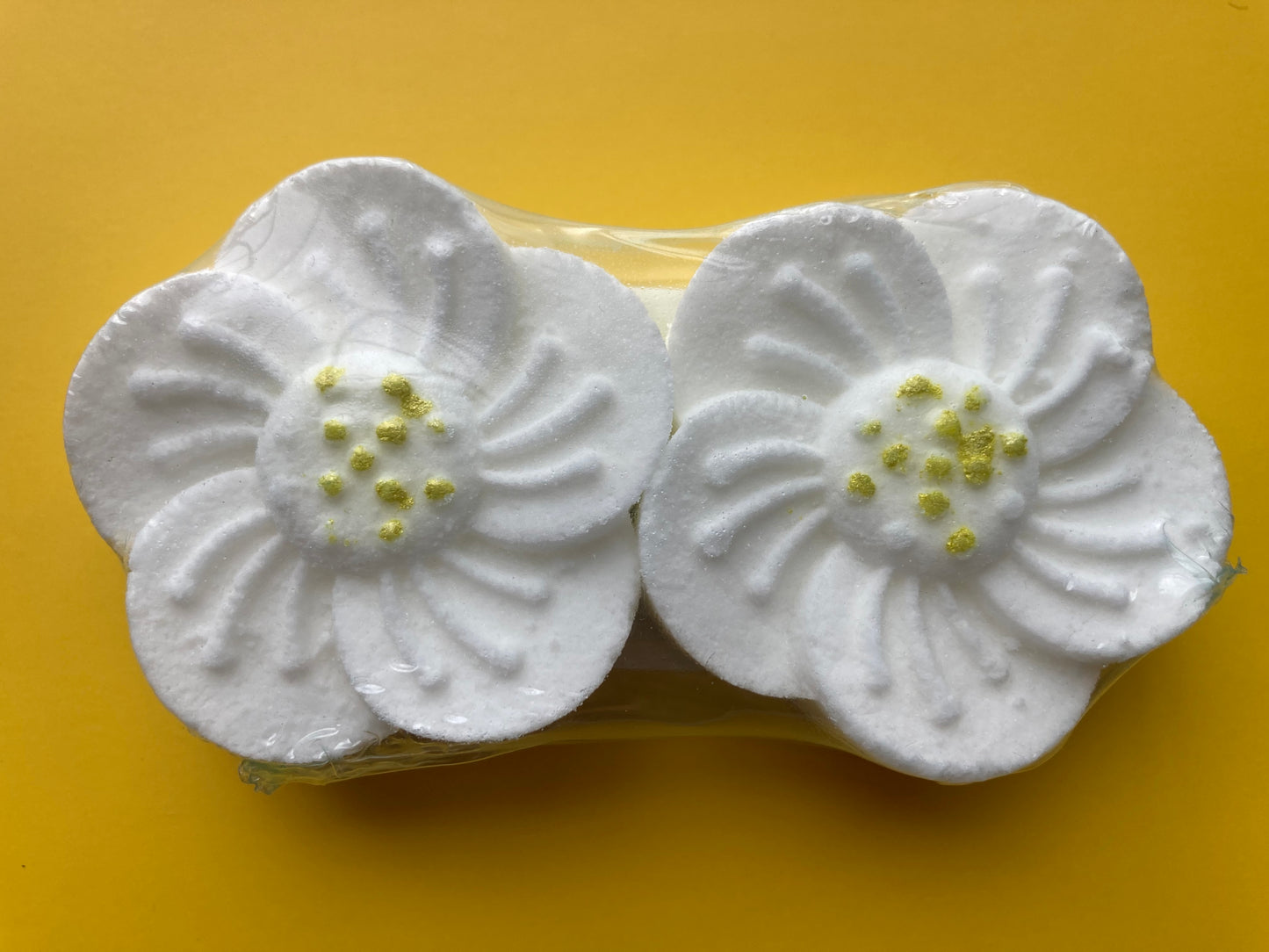 Lemon Eucalyptus shower steamer-flower